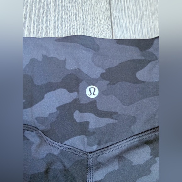 Lululemon Align Jogger 28" in Heritage 365 Camo Deep Coal Multi Size 6 - Picture 5 of 5